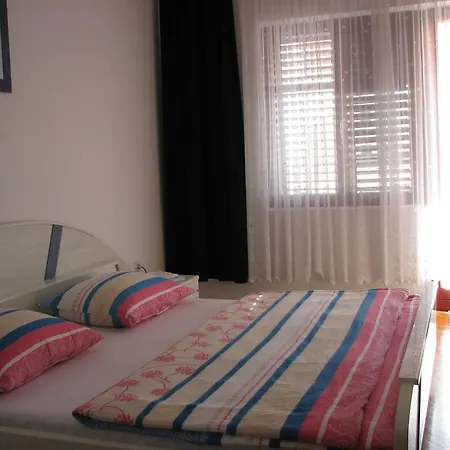 Apartment Tina